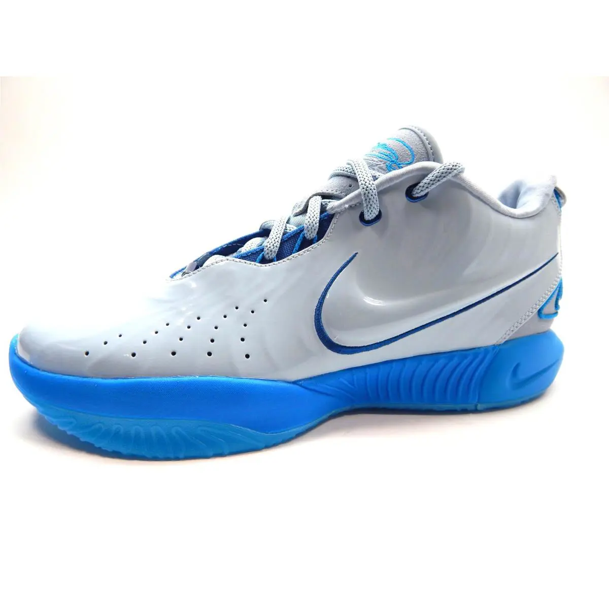 Nike shoes - Nike LT - FQ4052-400 - Blue 3
