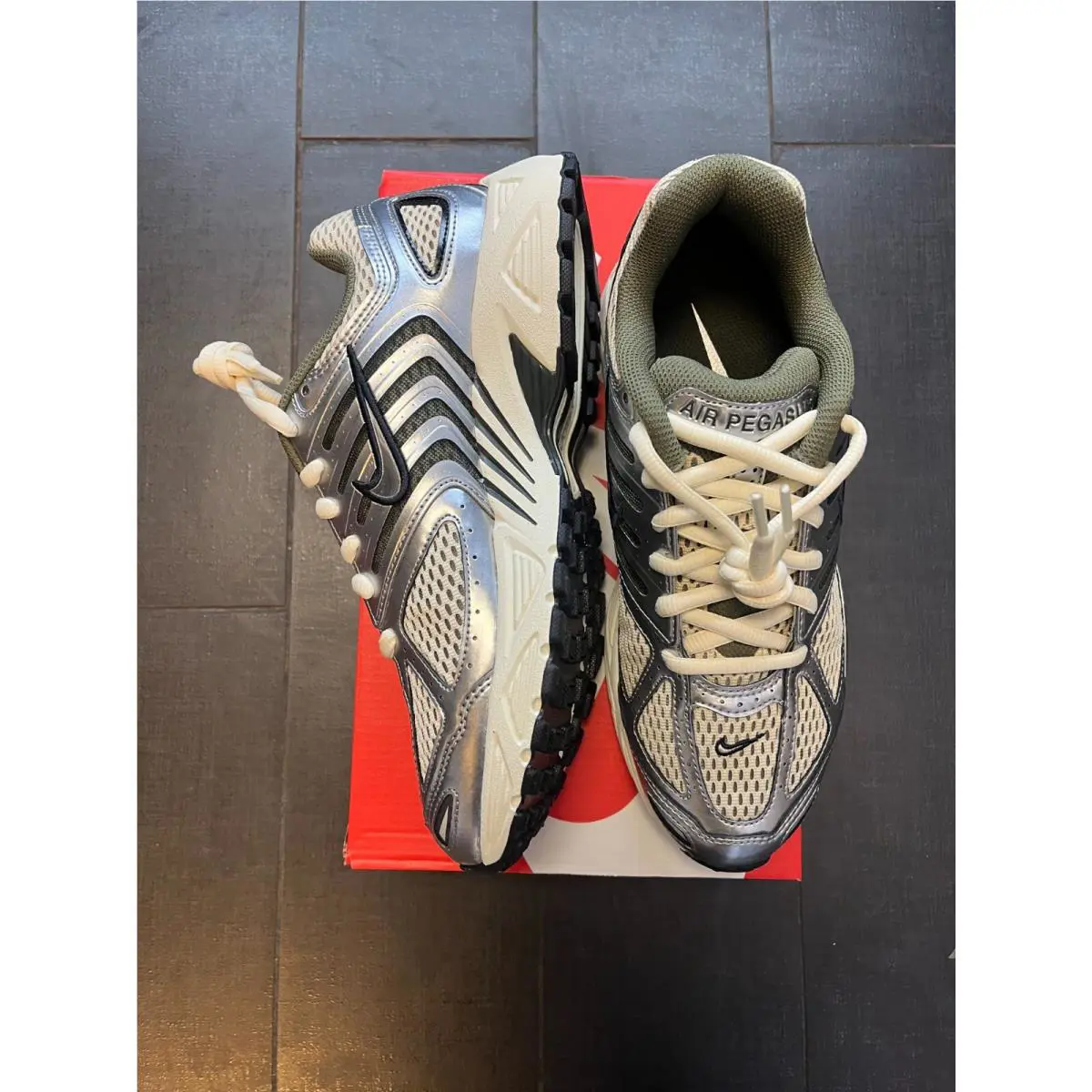 Nike shoes - PEGASUS - PEGASUS - SILVER AND OLIVE 1