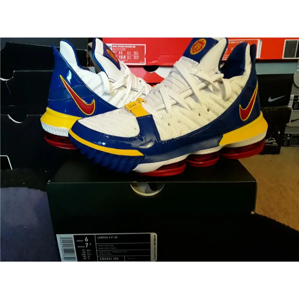 Nike shoes - Nike Air Zoom LeBron - Air Zoom LeBron - CD2451 100 - White 0