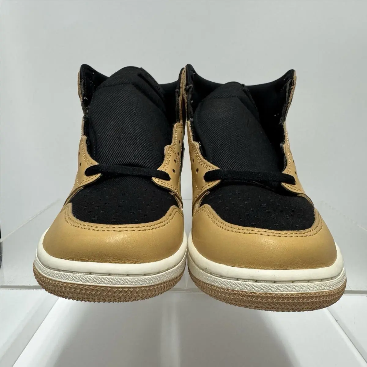 Nike shoes - Nike Air Jordan 1 - Air - 555088-202 - Black 3