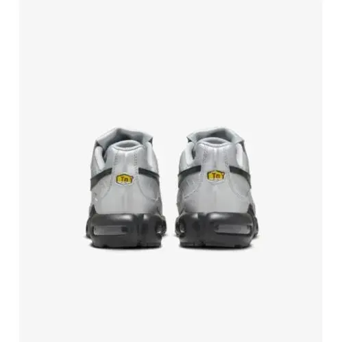 Nike shoes - Nike Air Max Plus - Air Max Plus - HM6850-001 - Gray 3