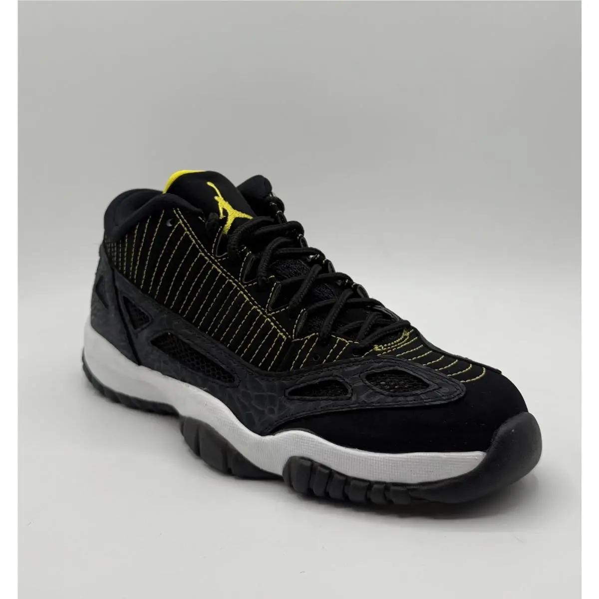 Nike Air Jordan 11 XI Retro Low IE Black Zest-white 306008 002 2007 sz 11