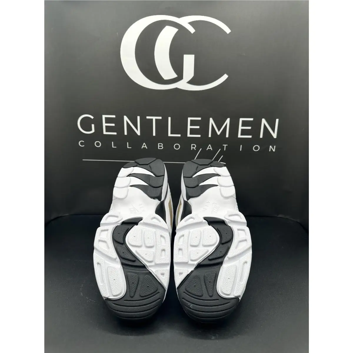 Nike shoes - Nike Air Diamond Turf - Air Diamond Turf - IB2239-100 - White 4