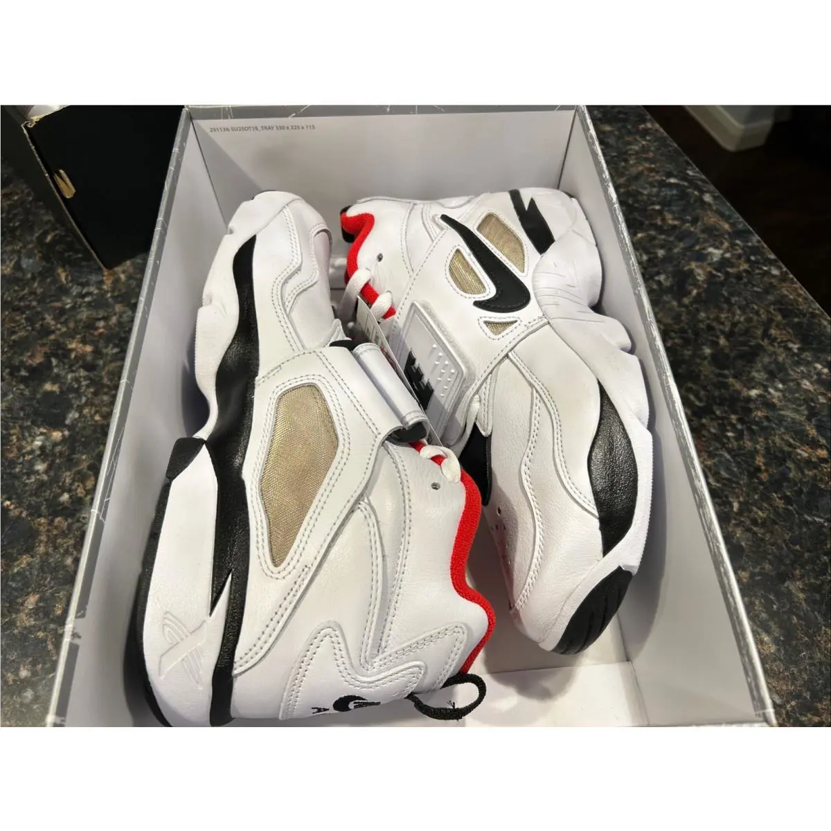 Nike shoes - Nike Air Diamond Turf - Air Diamond Turf - IB2239-100 - White Black University Red 8
