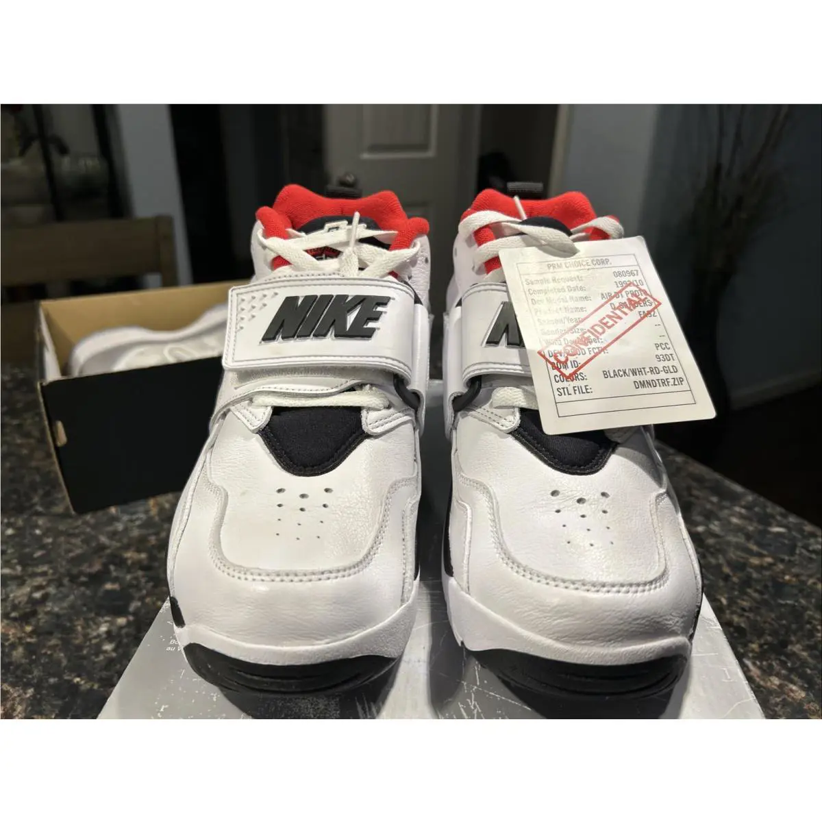 Nike shoes - Nike Air Diamond Turf - Air Diamond Turf - IB2239-100 - White Black University Red 3