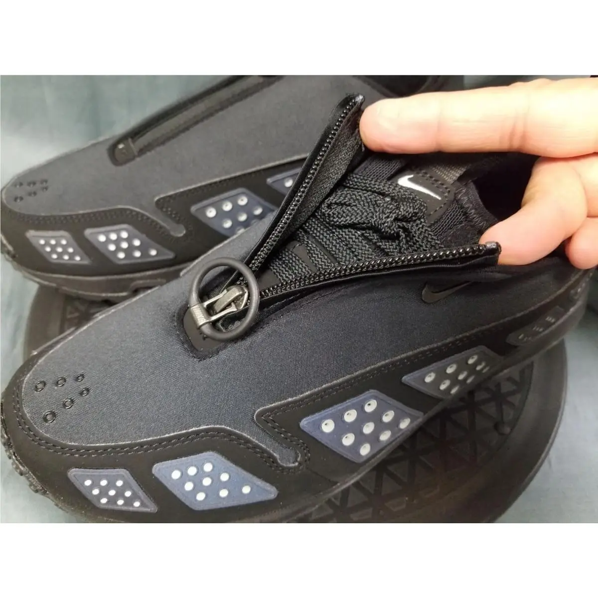 Nike shoes - Nike Air Max Sunder - Air Max Sunder - FZ2068 001 - Black (UPC: 197599473657) 4