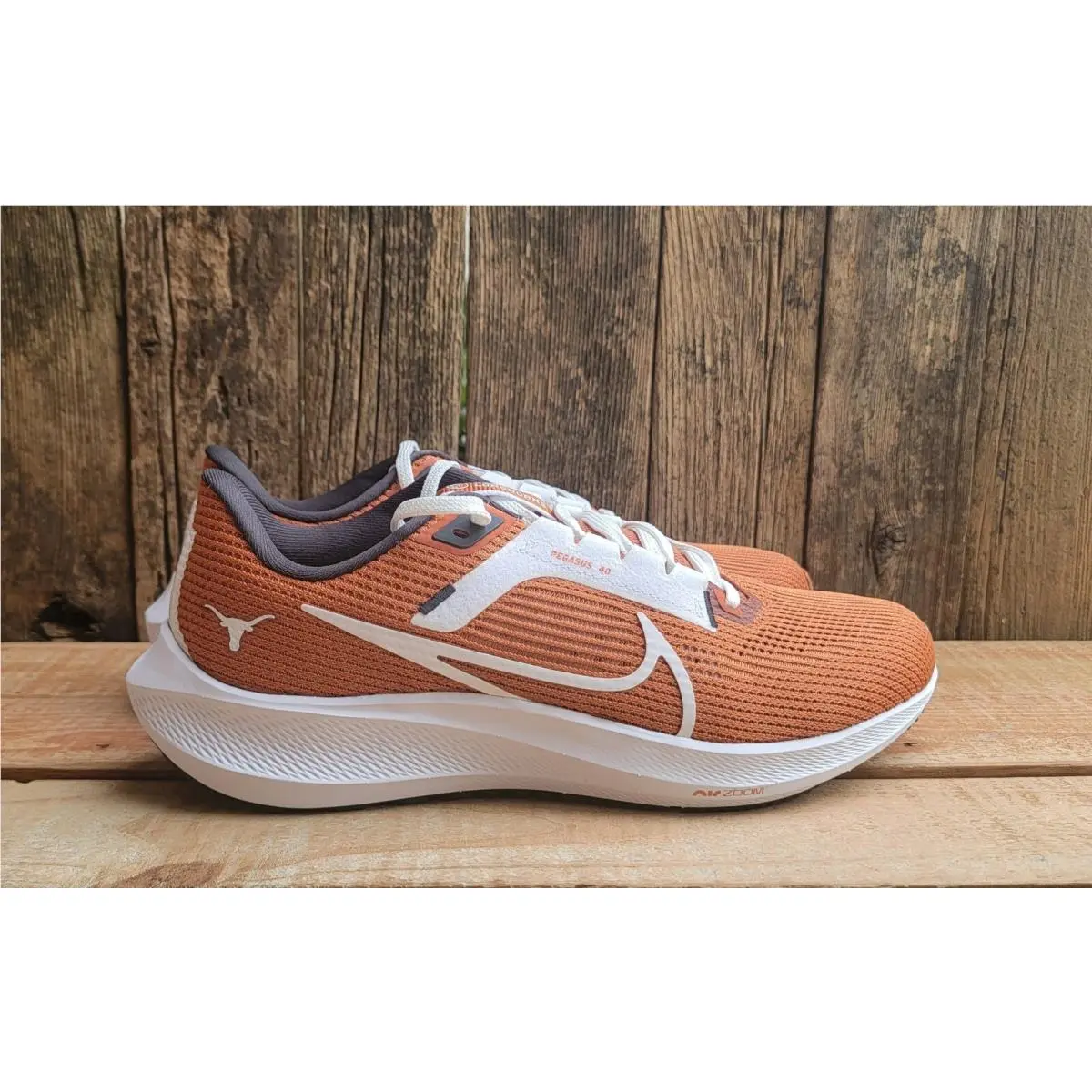 Nike shoes - Nike Air Zoom Pegasus 40 - DZ5951-100 - Orange 0