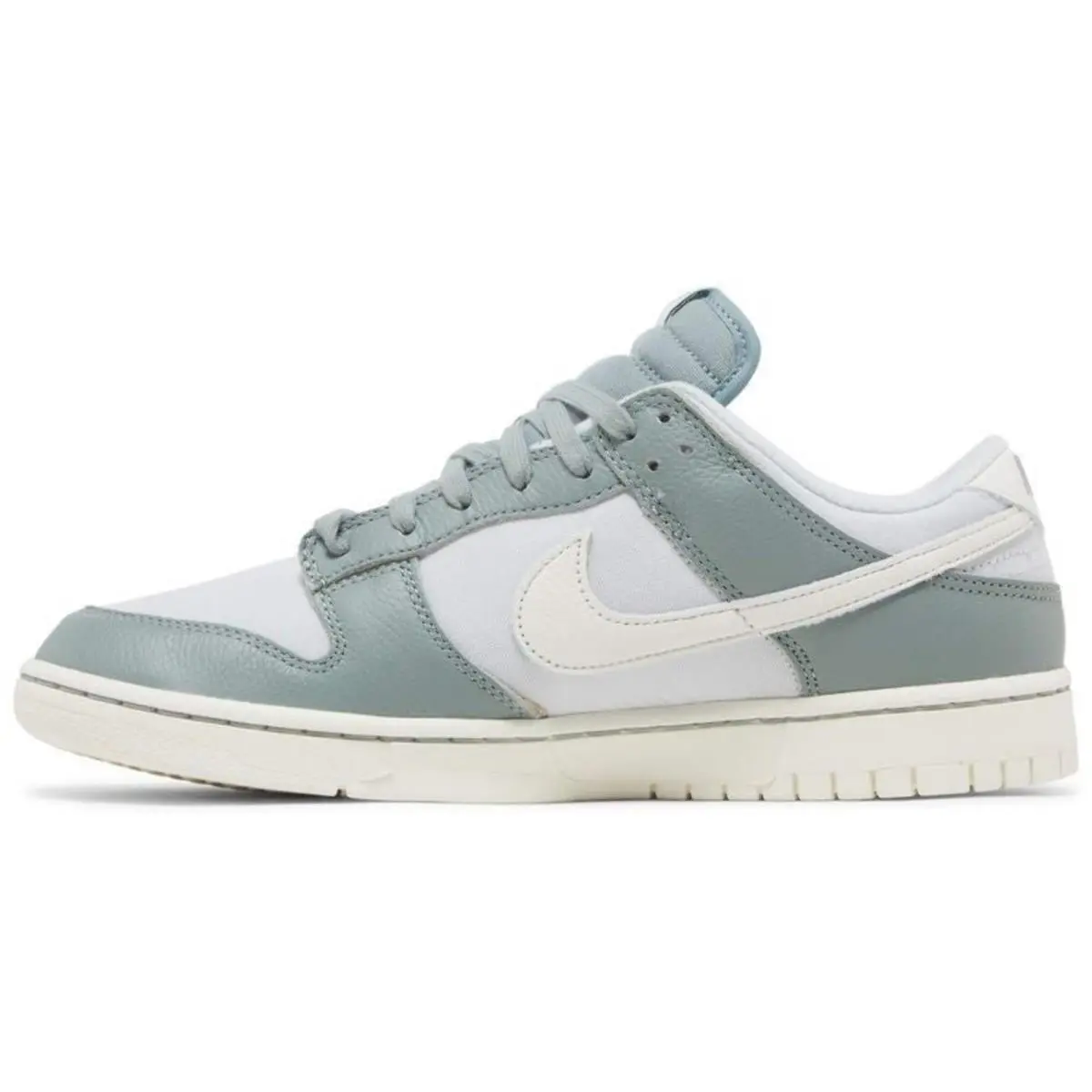 Nike shoes - Dunk Low Retro Premium - Dunk Low Retro Premium - DV7212-300 - Green (UPC: 606121284826) 3