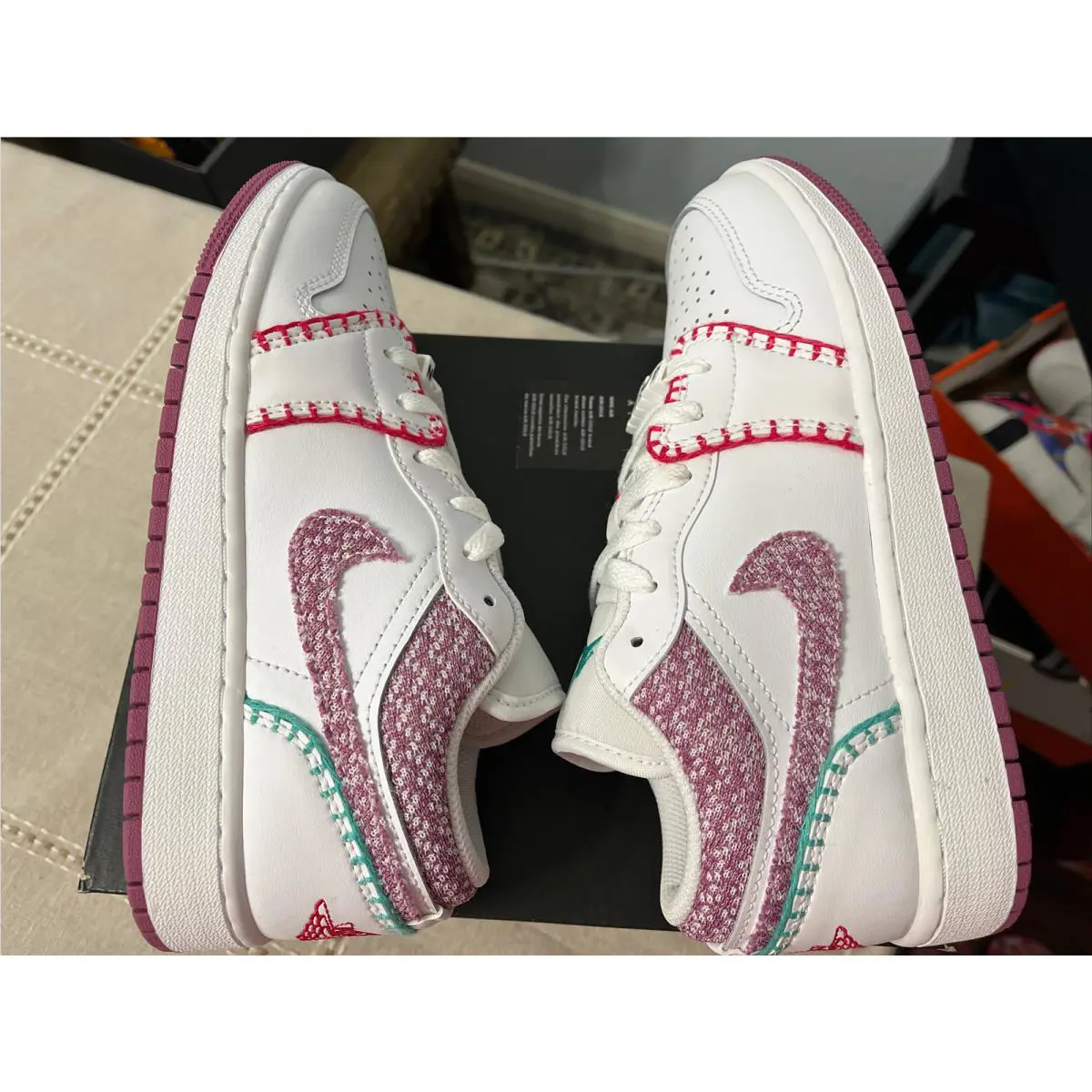 Nike shoes - Air Jordan 1 Mid SE GS - DM9037 100 - White 8