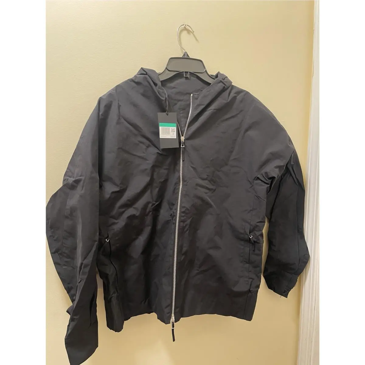 Nike clothing - Nike ESC - ESC - DC1075-010 - Black (UPC: 0194499899792) 1