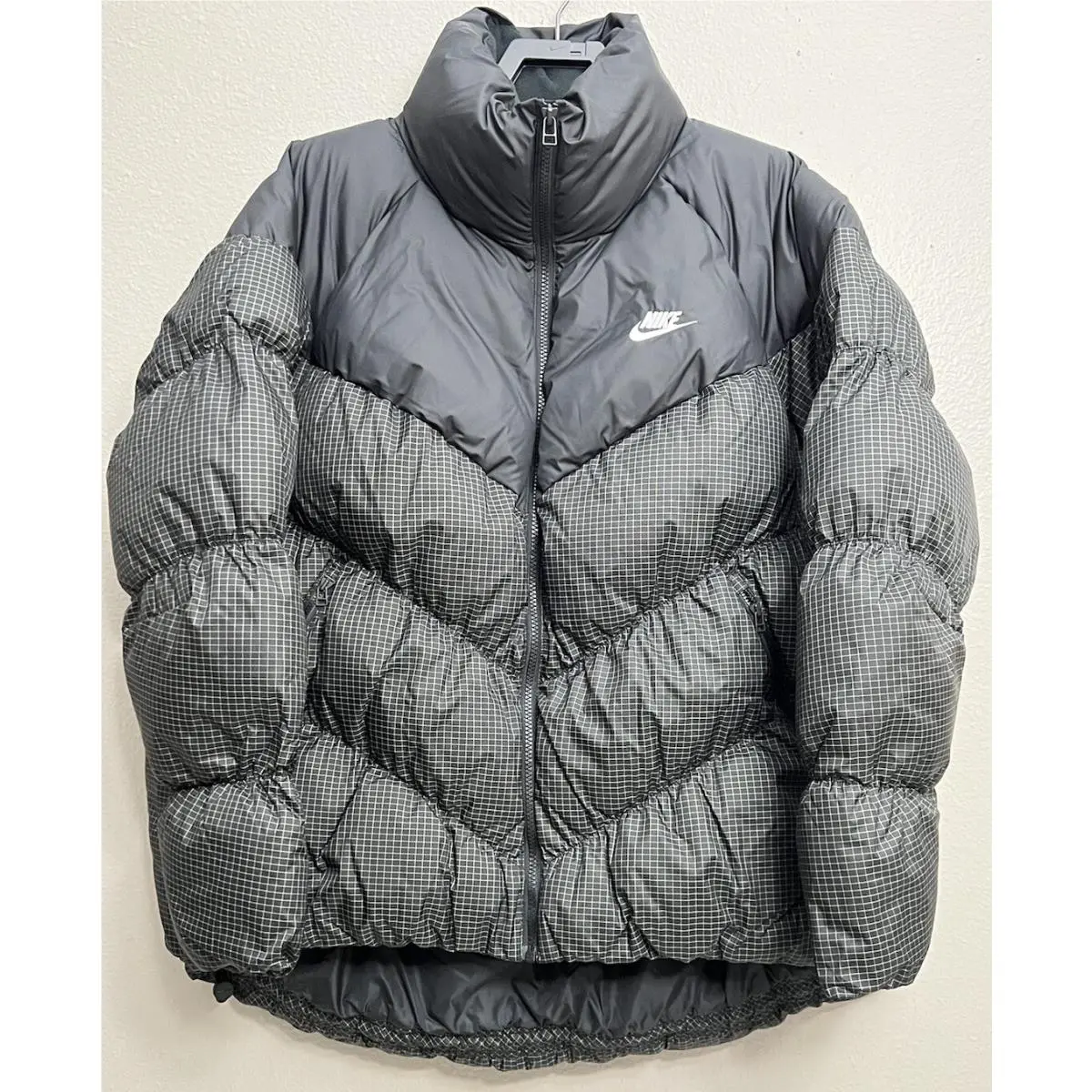 Nike Sportswear Therma-fit Repel Puffer Jacket Womens Size XL FB8788 010