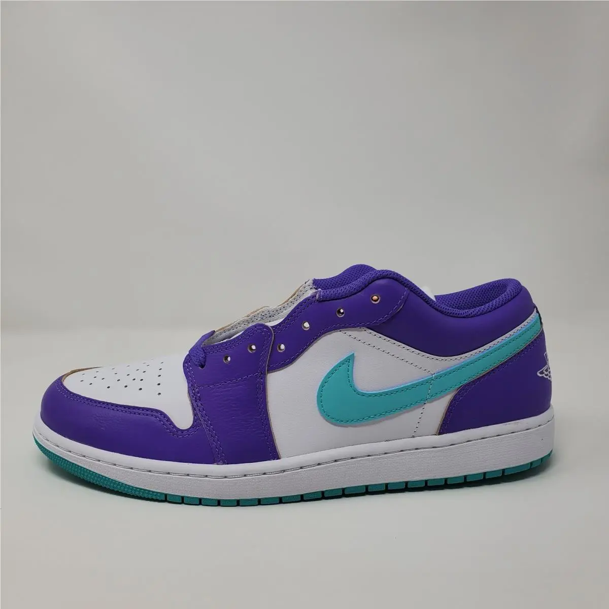 Nike shoes - Air Jordan 1 Low SE - HJ9013-550 - Purple 3