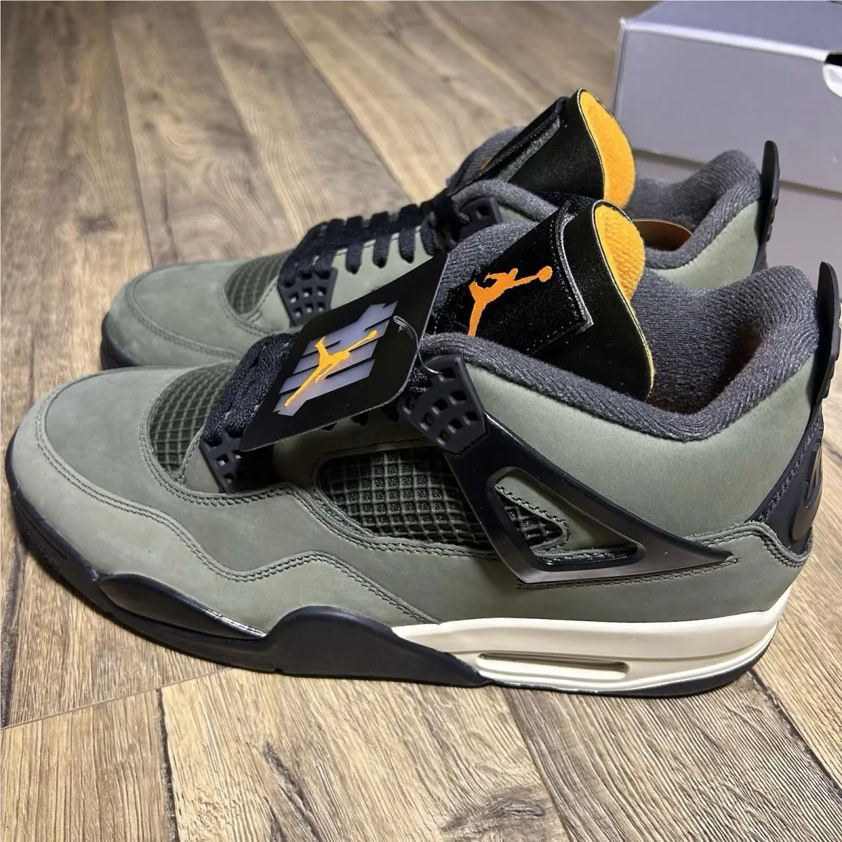 Nike shoes - Air Jordan 4 - Air - IB1519-200 - Deep Green/Clementine/Black/Sail 3