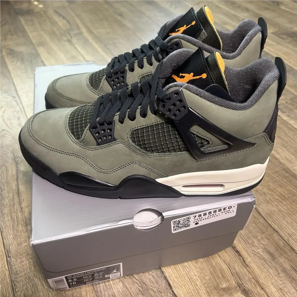 Nike shoes - Air Jordan 4 - Air - IB1519-200 - Green 0