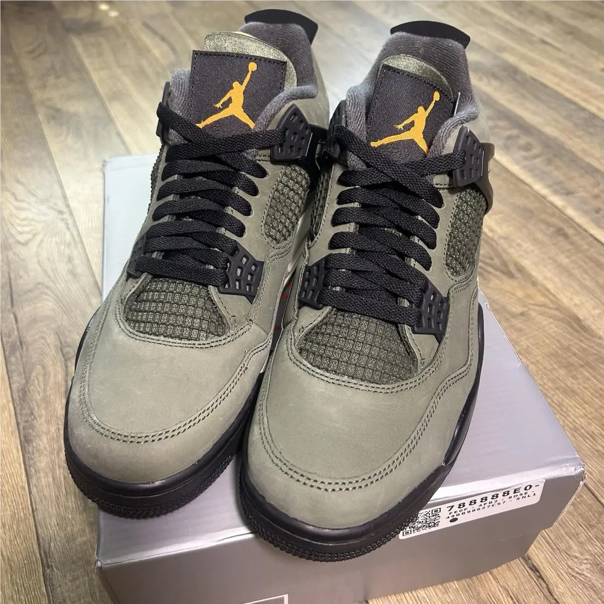 Nike shoes - Air Jordan 4 - Air - IB1519-200 - Green 1