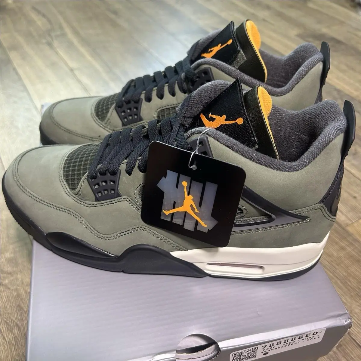 Nike shoes - Air Jordan 4 - Air - IB1519-200 - Green 7