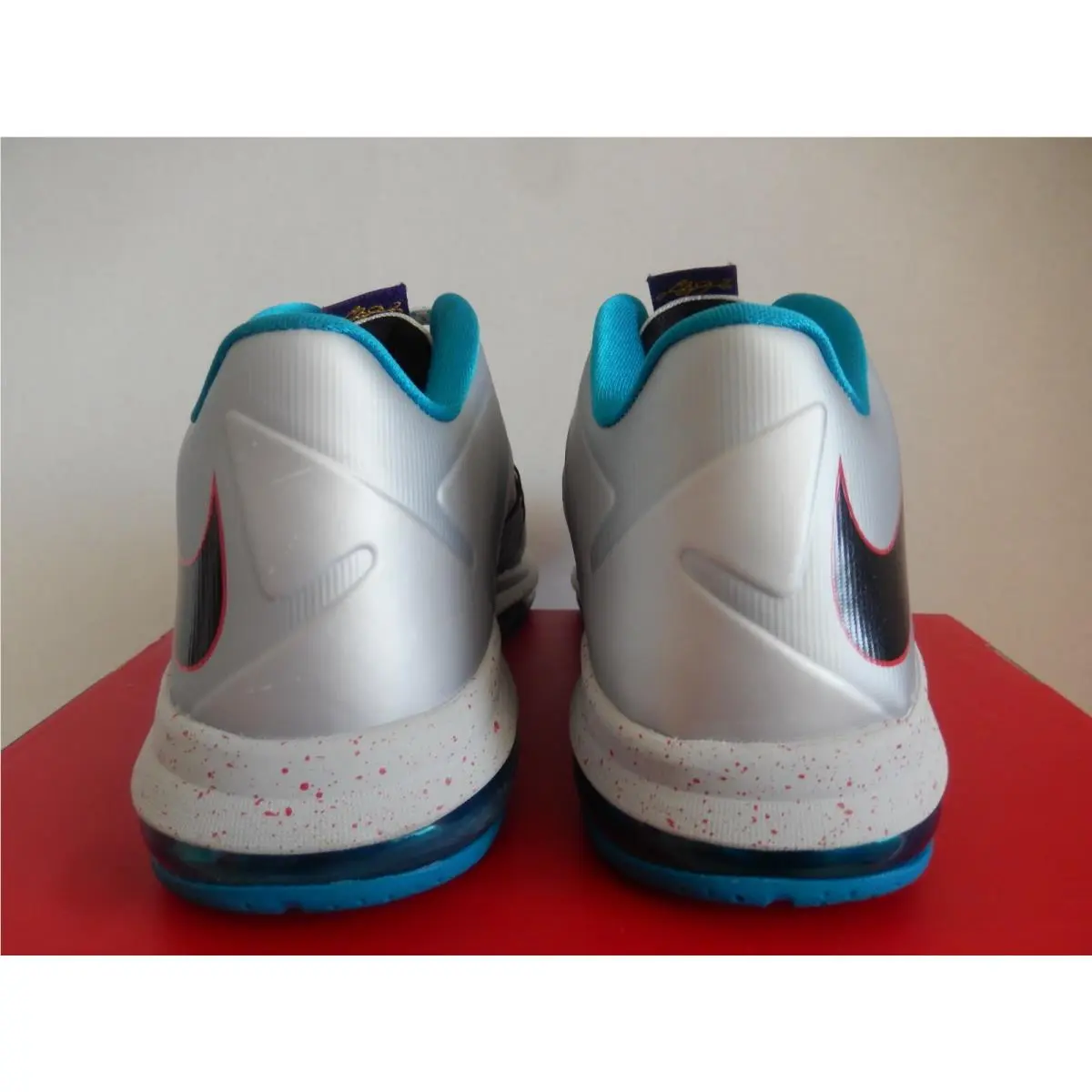 Nike shoes - Nike LeBron 10 - LeBron - 579765-002 - Silver (UPC: 887225300401) 2