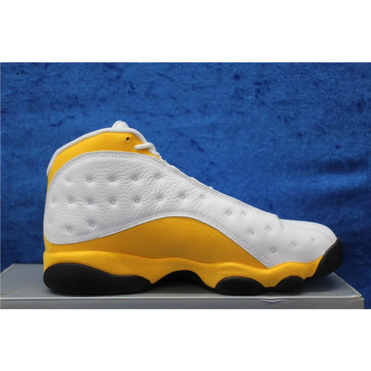 Nike shoes - Air Jordan 13 - Air - 414571-167 - White (UPC: 0195866064003) 3