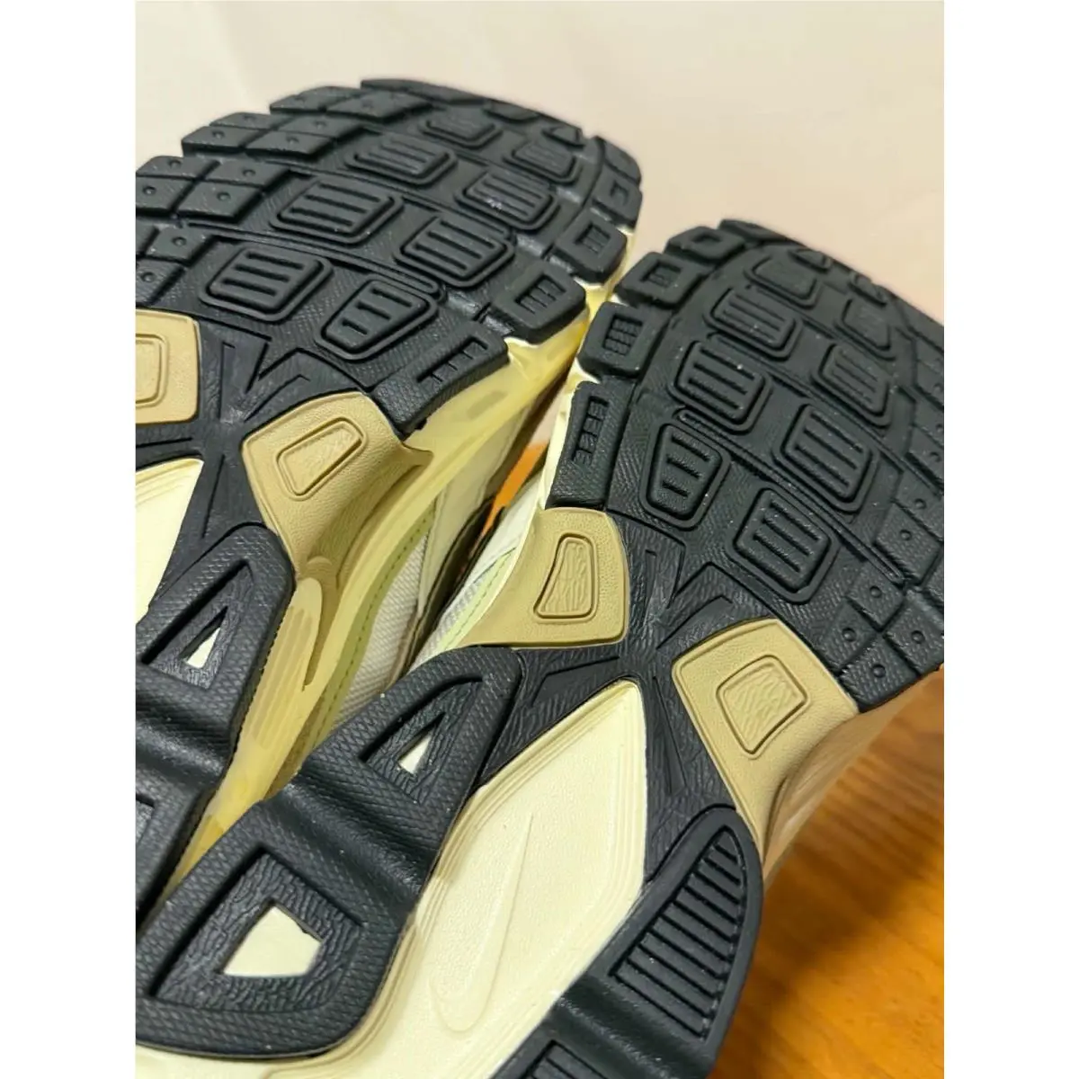 Nike shoes - Nike Initiator - Initiator - HJ7683-072 - Multicolor 4