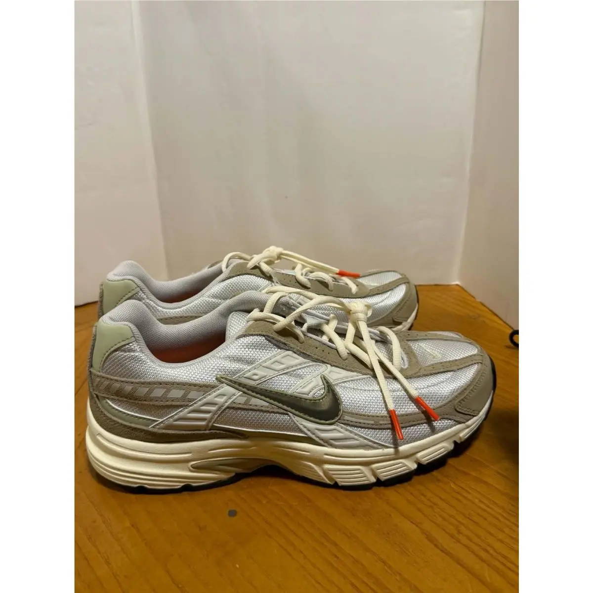 Nike shoes - Nike Initiator - Initiator - HJ7683-072 - Multicolor 1