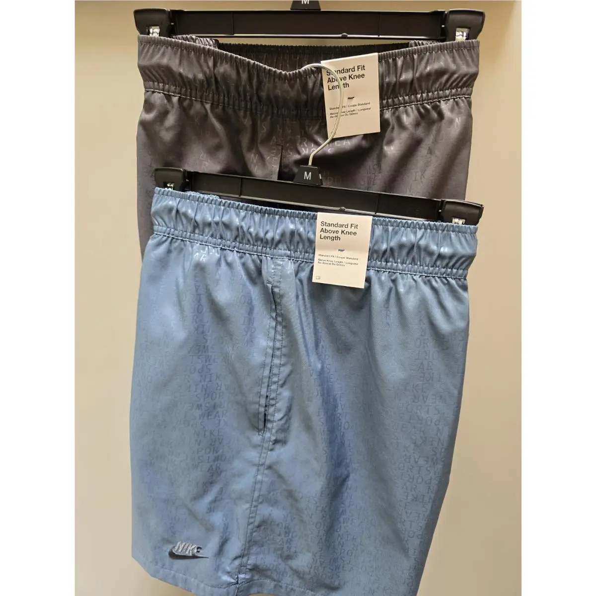 2-2025-Nike Sportswear Men`s Woven Flow Training Shorts HV4609-068 Medium