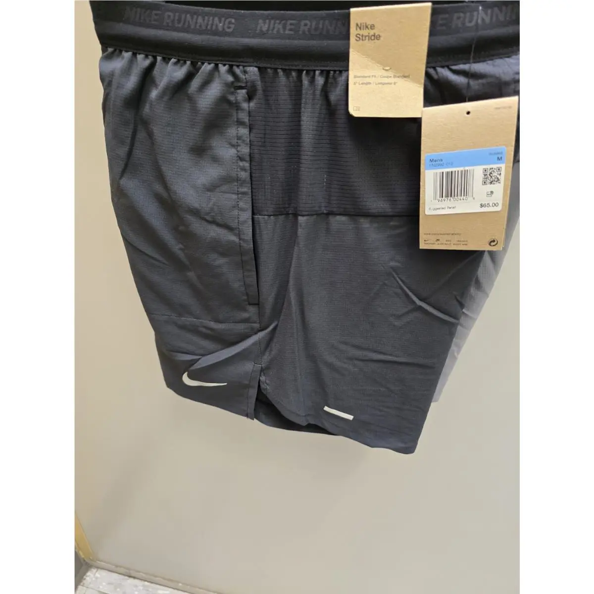 Nike clothing - nike - FN2992010 - black and gray (UPC: 196976004408) 2
