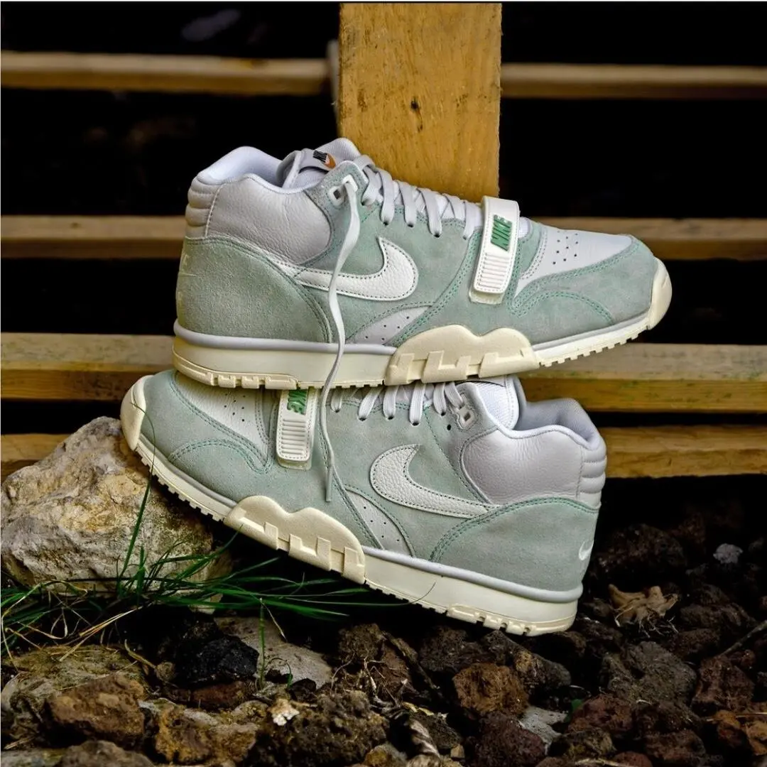 Nike Air Trainer 1 Men`s Size 10 Basketball Shoes Green White Athletic Sneakers