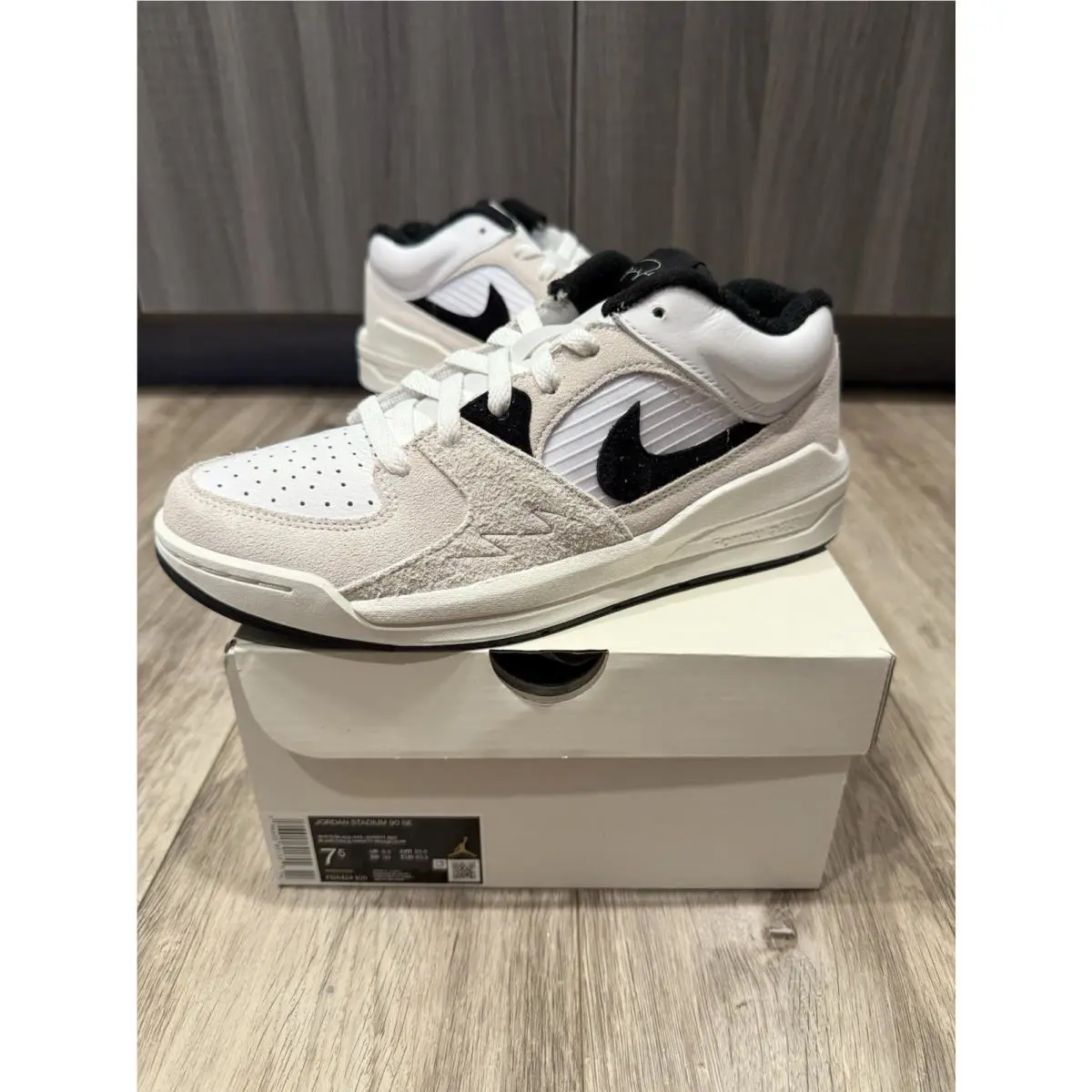 Nike shoes - Jordan Stadium 90 - Stadium - FD6424-100 - Ivory 0