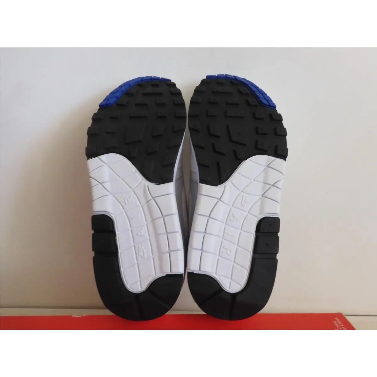 Nike shoes - Nike Air Max 1 - Air Max - 811373-100 - White (UPC: 888410743713) 5