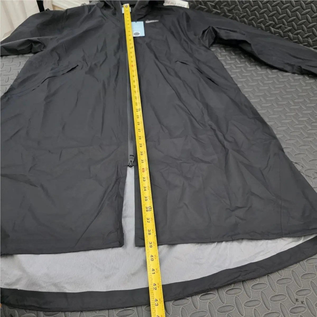 Nike clothing - DV0580-013 - DR2678-010 - Black (UPC: 196149830162) 10