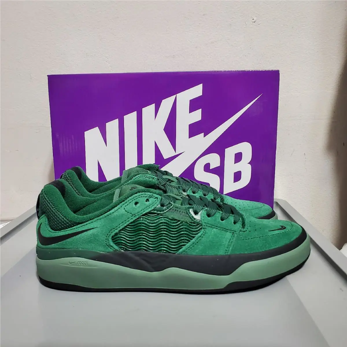 Nike shoes - Nike SB Ishod - Ishod - DC7232-301 - Green (UPC: 196148825602) 0