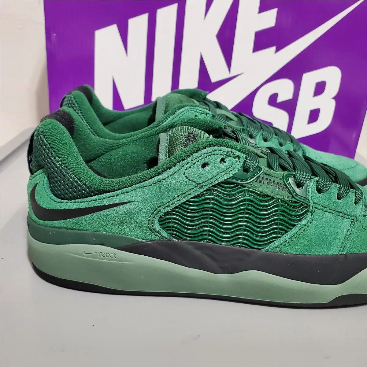 Nike shoes - Nike SB Ishod - Ishod - DC7232-301 - Green (UPC: 196148825602) 8