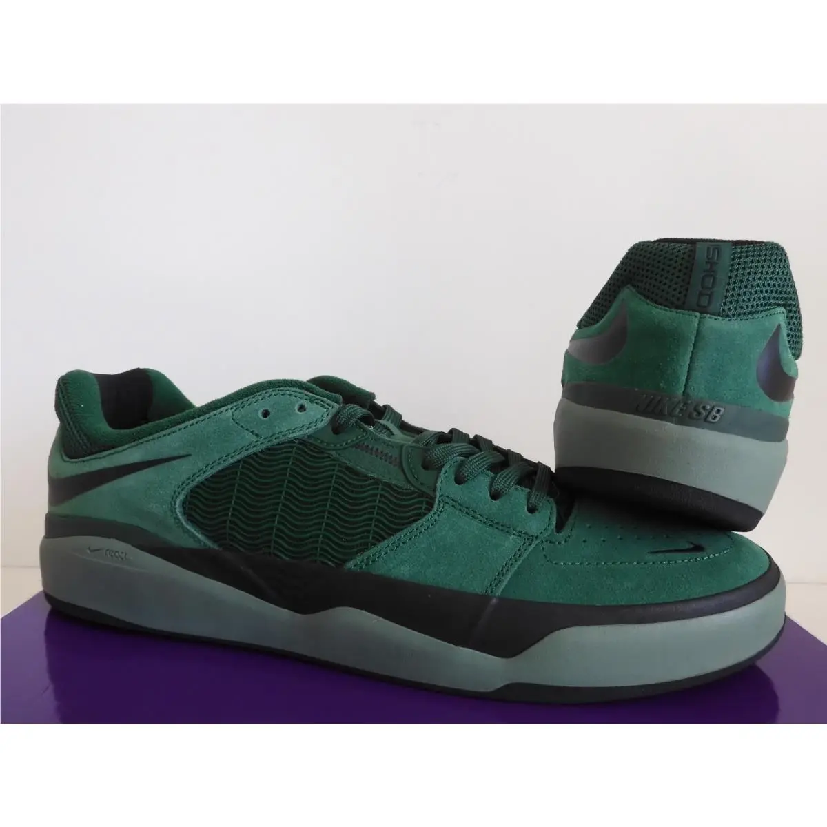 Nike shoes - Nike SB ISHOD - ISHOD - DC7232-301 - Green (UPC: 196148825749) 0