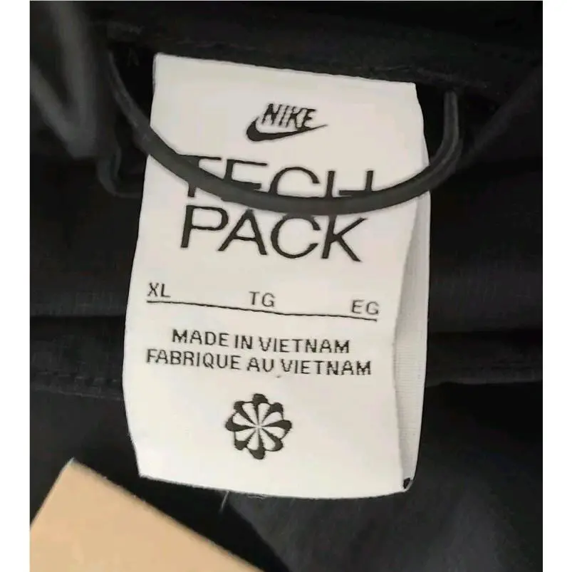 Nike clothing - FN2632-010 - FN2632-010 - Black (UPC: 197593982407) 9