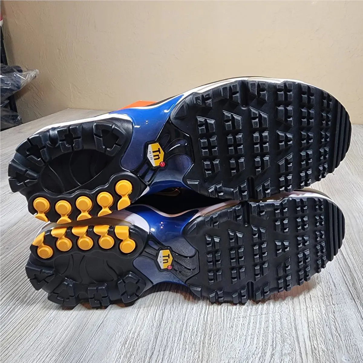 Nike shoes - Nike Air Max Plus - Air Max Plus - FZ4150-400 - Blue 3