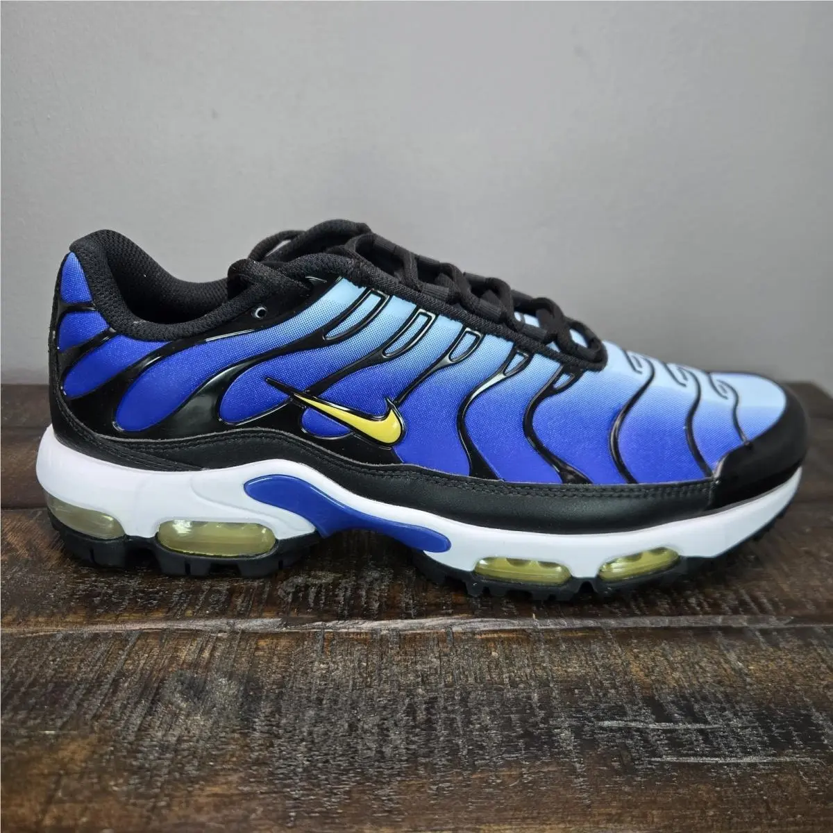 Nike shoes - Nike Air Max Plus - Air Max Plus - FZ4150-400 - Blue 3
