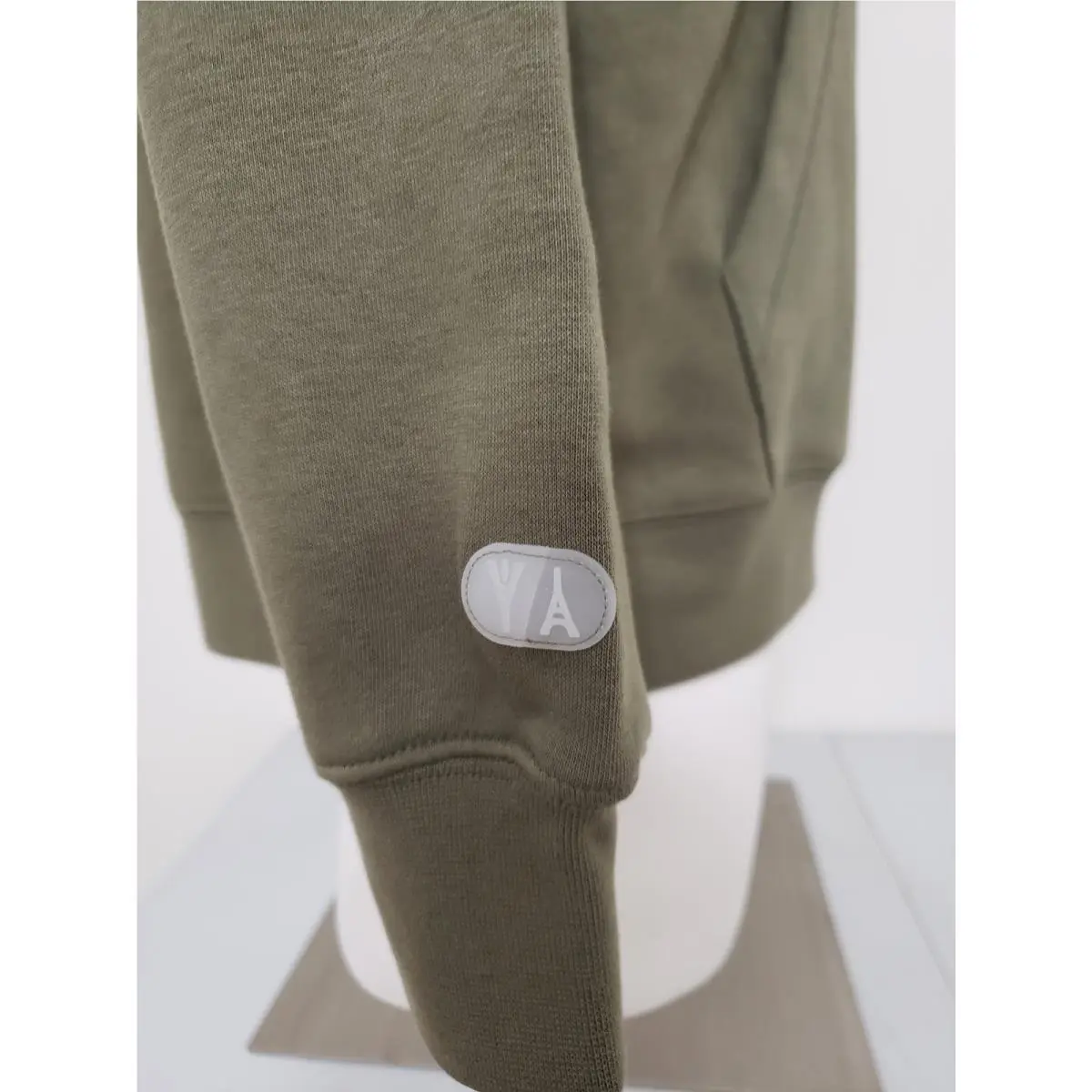 Nike clothing - FZ4098-222 - FZ4098-222 - Medium Olive/White (UPC: 197594579842) 5