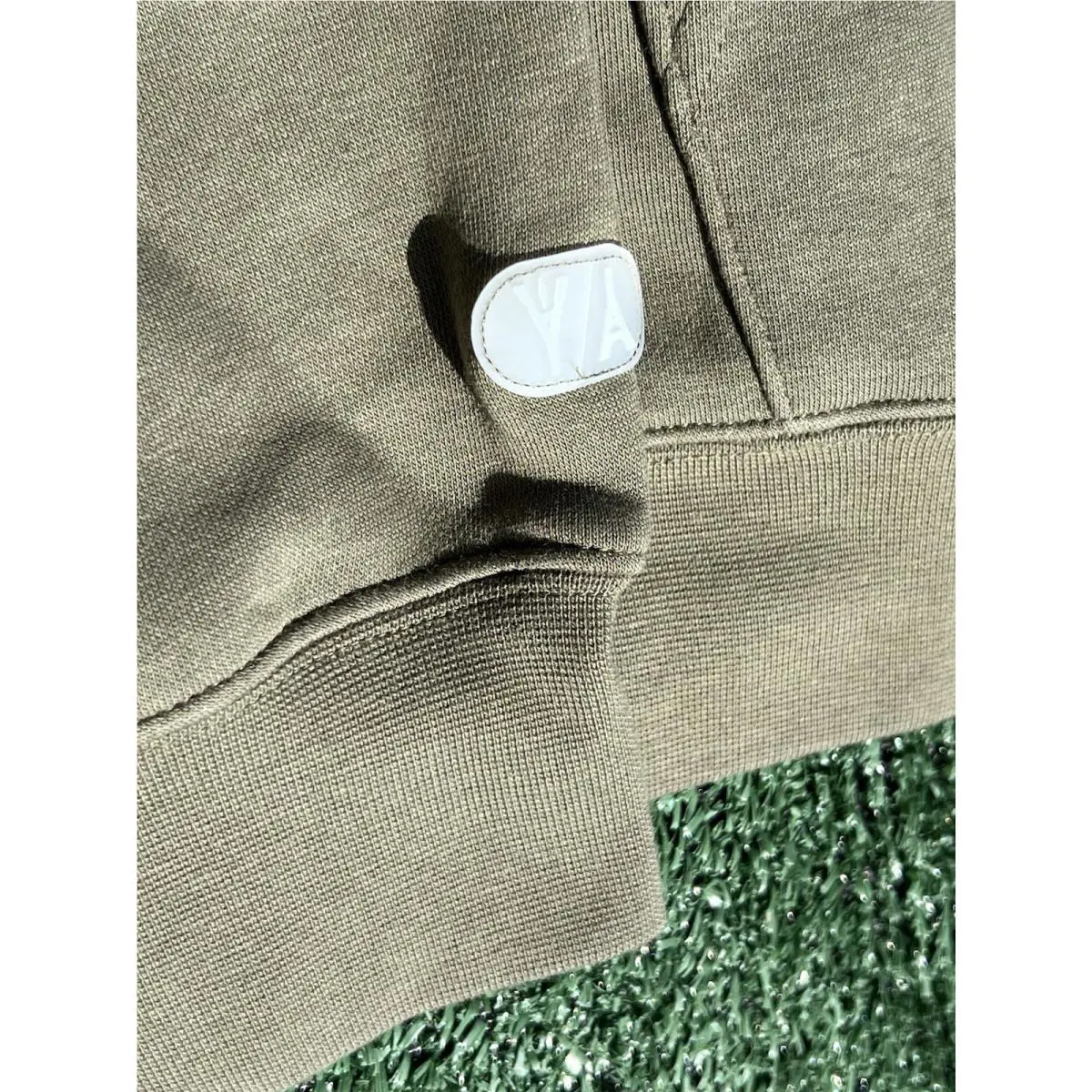 Nike clothing - FZ4098-222 - FZ4098-222 - Medium Olive/White (UPC: 197594579842) 8