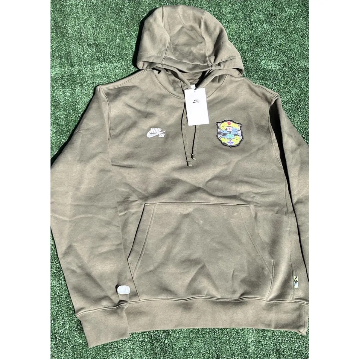 Nike clothing - FZ4098-222 - FZ4098-222 - Olive 1