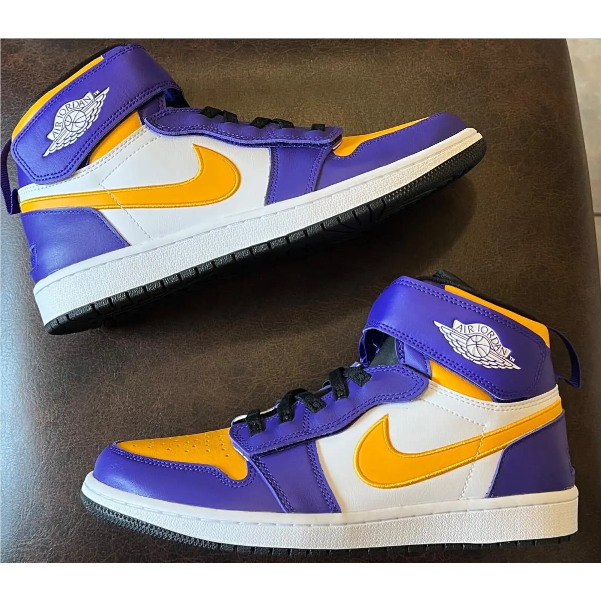 Nike shoes - Air Jordan 1 High FlyEase - CQ3835-517 - Dark Concord/White/Black/Taxi 19