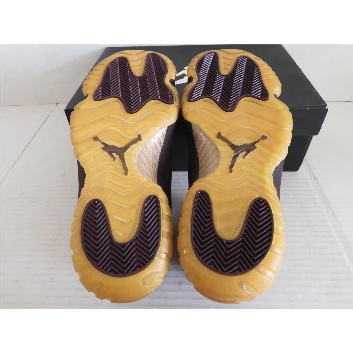 Nike shoes - Air Jordan Future - Air Future - 656503 670 - Burgundy (UPC: 883419166310) 4