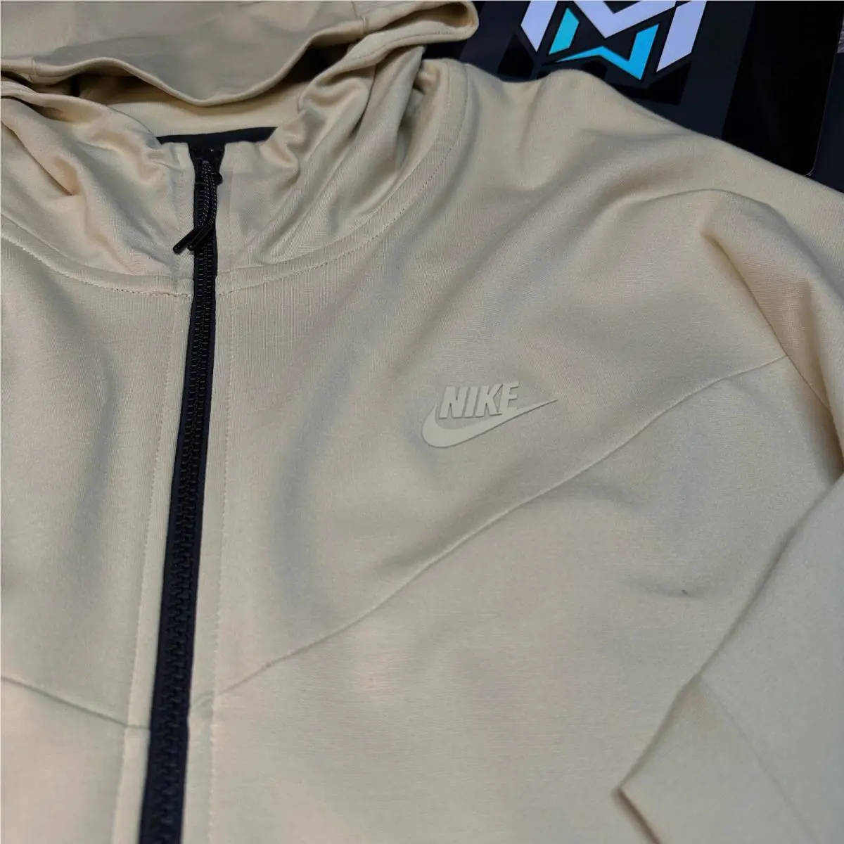 Nike clothing - DX0822-783 - DX0822-783 - Team Gold 1
