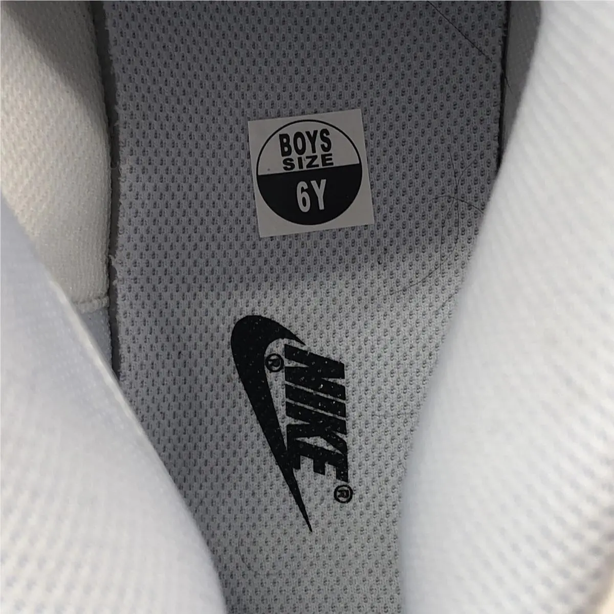 Nike shoes - DB2179-110 - DB2179-110 - White And Grey (UPC: 0196152291707) 4