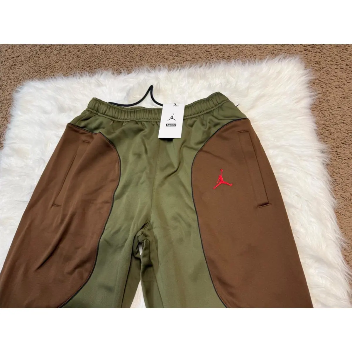 Nike clothing - Air jordan - Air - HF0832395 - Green (UPC: 197599203780) 0