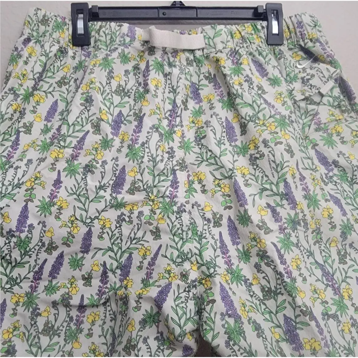 Nike clothing - Nike ACG Snowgrass Cargo Shorts - DN3947-072 - Light Bone (UPC: 195868533675) 3