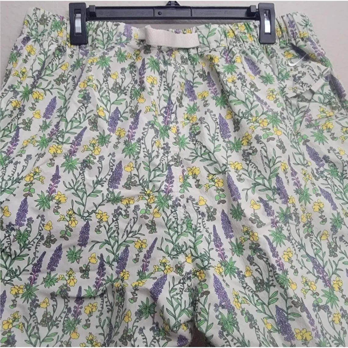 Nike clothing - Nike ACG Snowgrass Cargo Shorts - DN3947-072 - Light Bone (UPC: 195868533675) 3