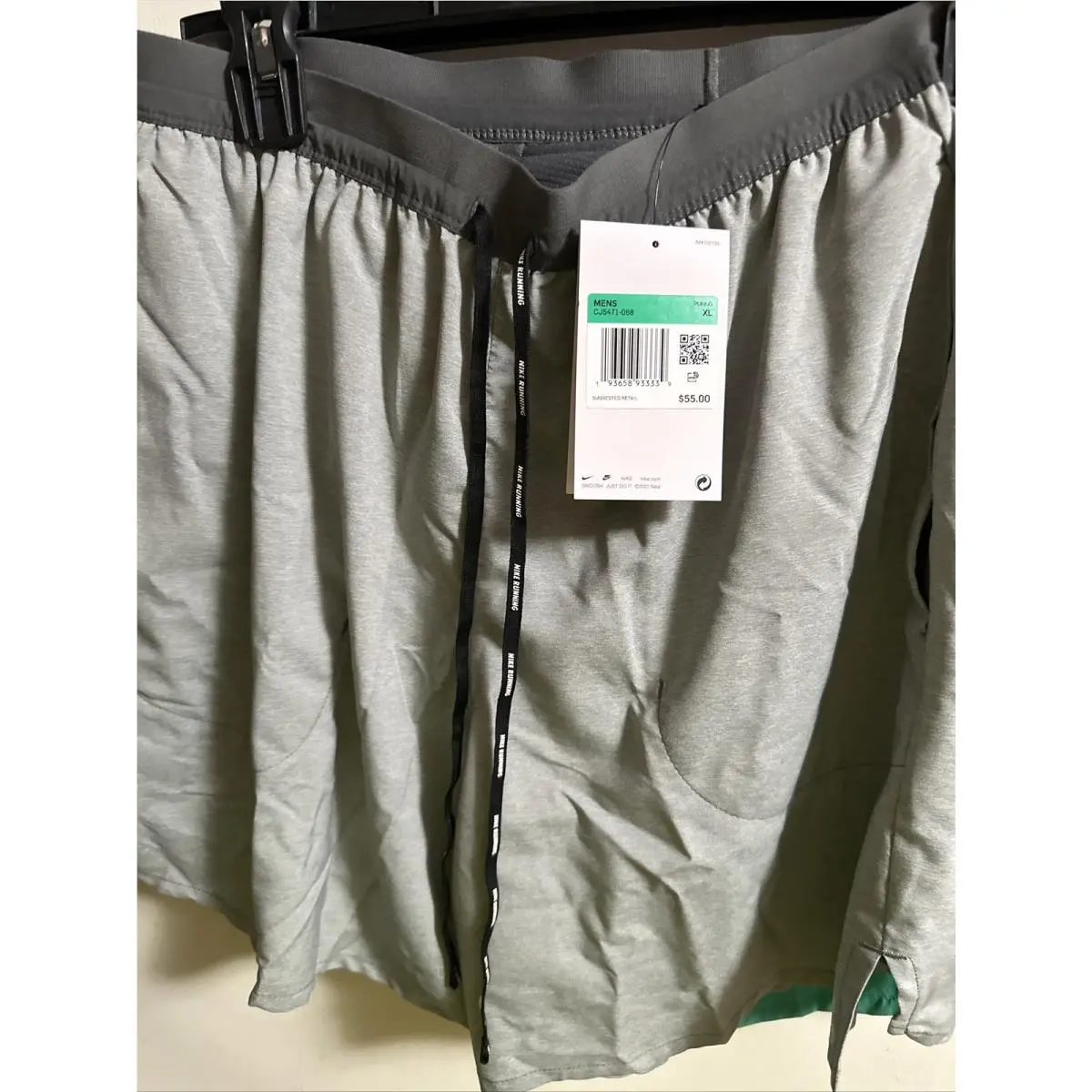 Nike clothing - Flex Stride - Flex Stride - 42023 - Black yellow-green Orange (UPC: 195242133408) 3