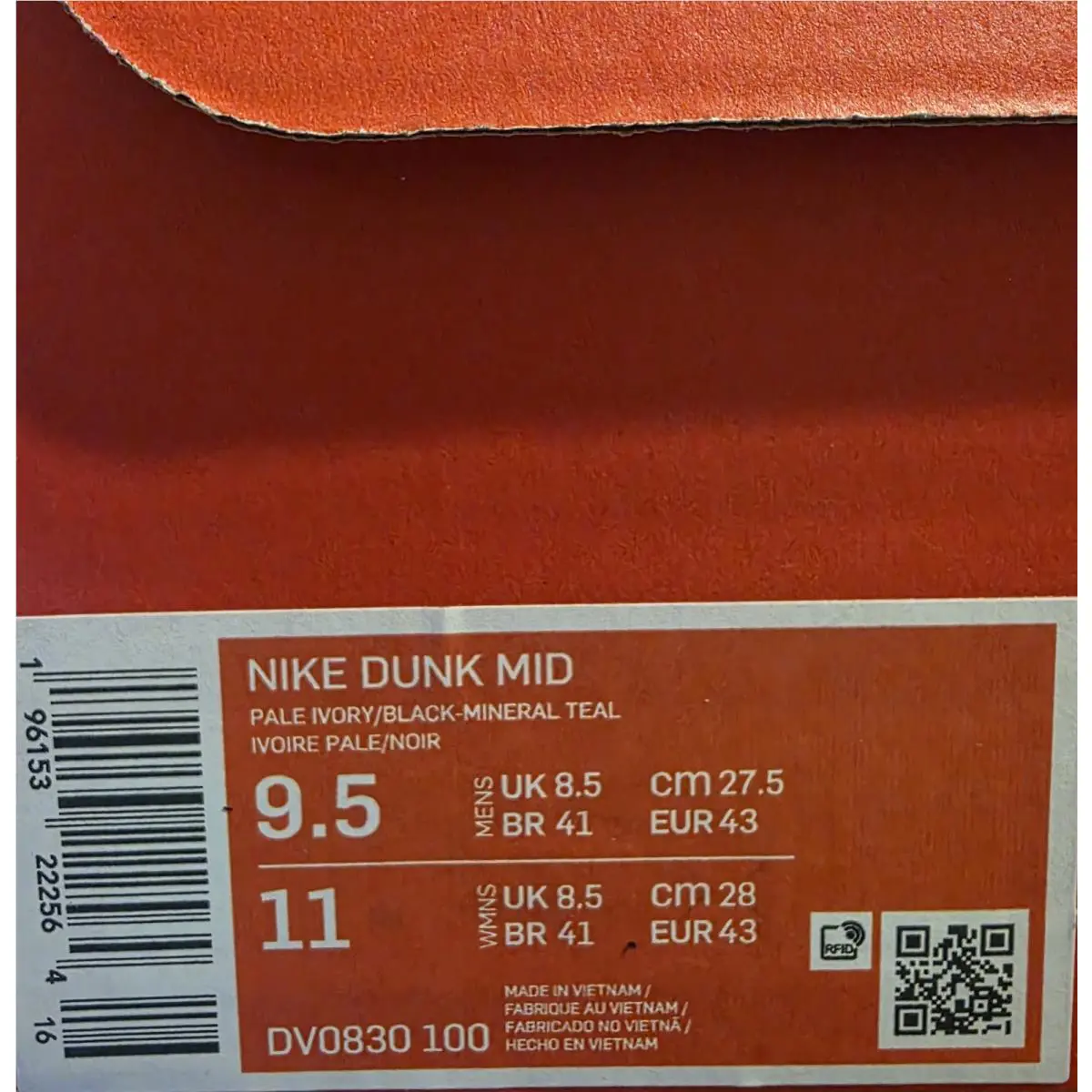 Nike shoes - Multicolor (UPC: 0196153222564) 4