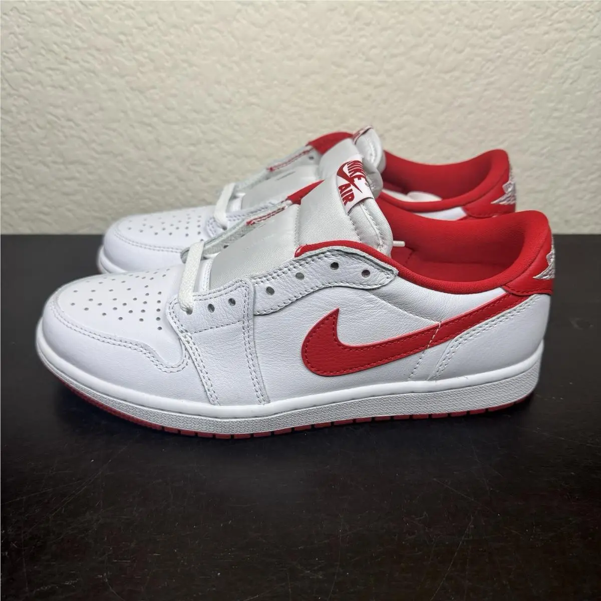 Nike shoes - Nike Air Jordan 1 - Air - University Red 6
