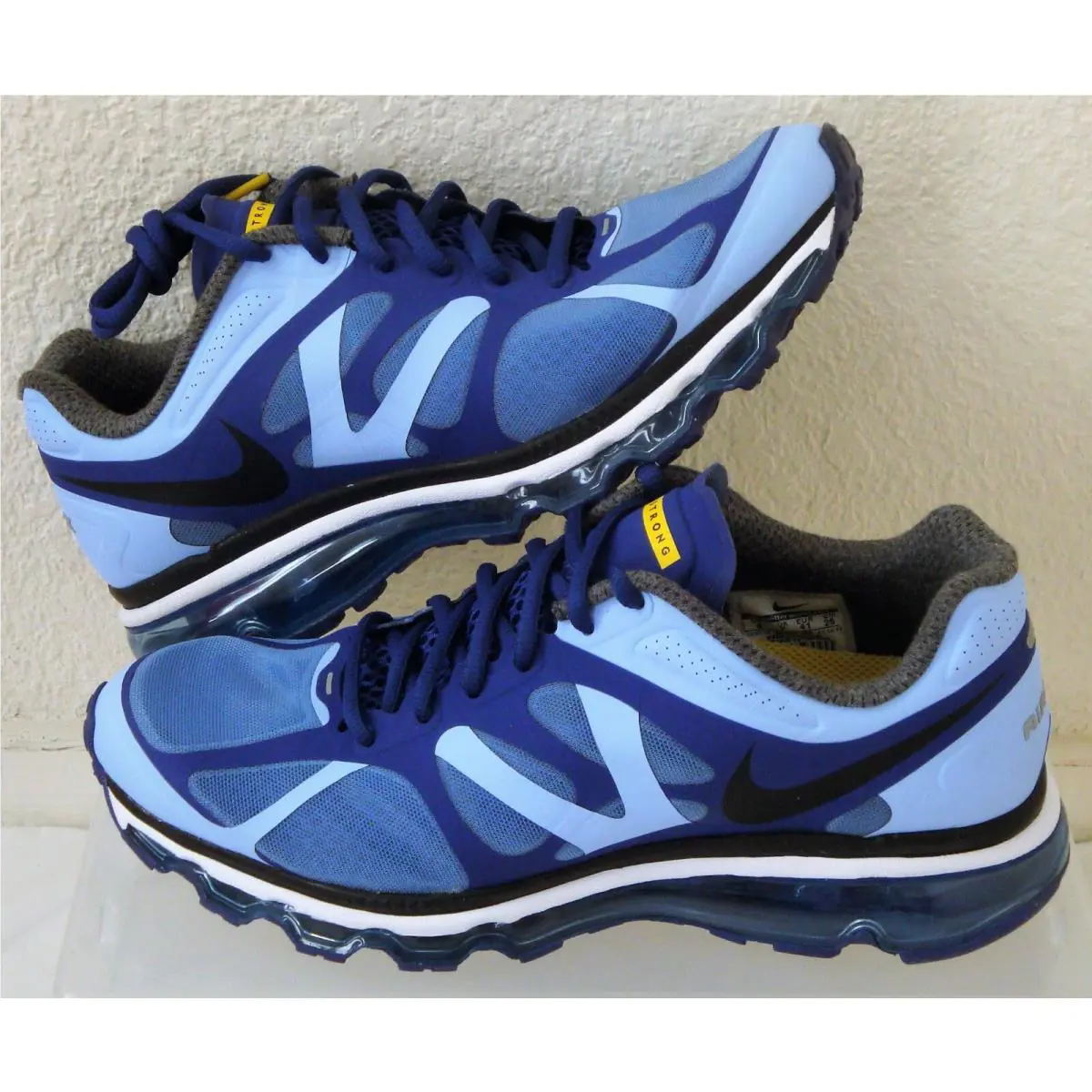 Nike shoes  - Multi-Color 0